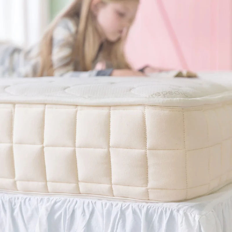 Wool - filled mattresses for natural insulation and moisture - wickingVerse Kids Mattress